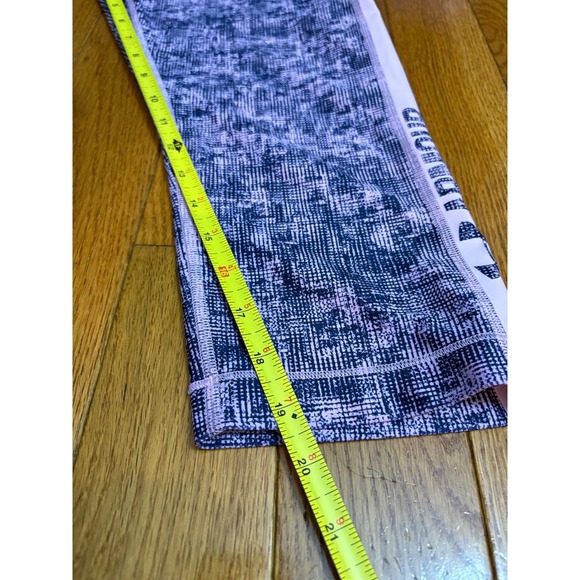 Women's Under Armour XL HeatGear Compression Crop Leggings Purple Athletic - Picture 8 of 8